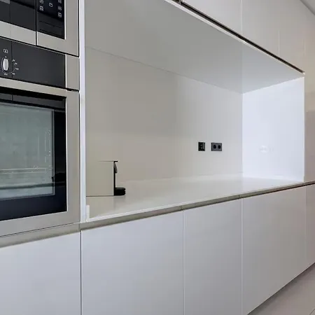 Luxurious At Hills With Stunning Views Appartement *